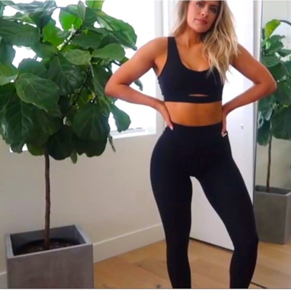 Whitney Simmons x Gymshark V1 Black Bra